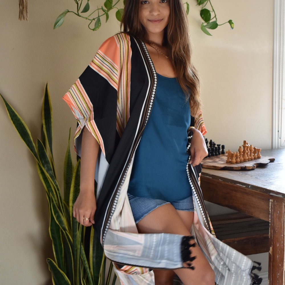 Patterned Kimono - Picture 5 of 7